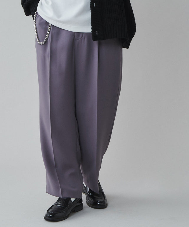 チェーン付きワイドスラックス/パープル モデル：180cm L着用