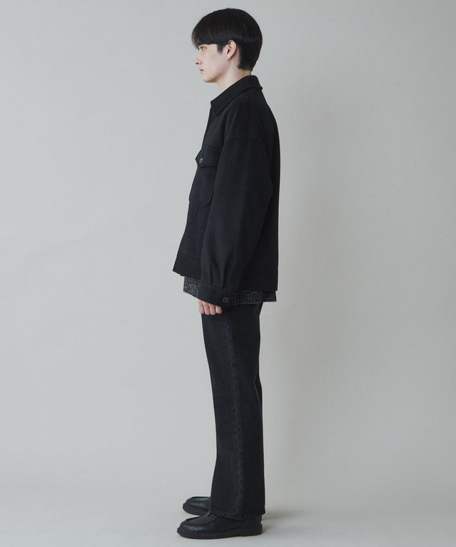 ブラック モデル：180cm L着用