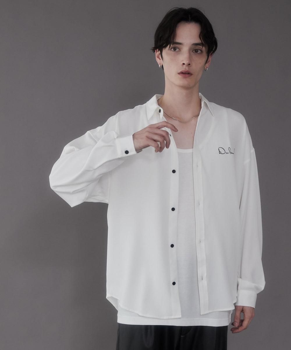 ホワイト モデル：180cm L着用