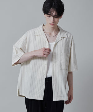 オフホワイト モデル：180cm L着用