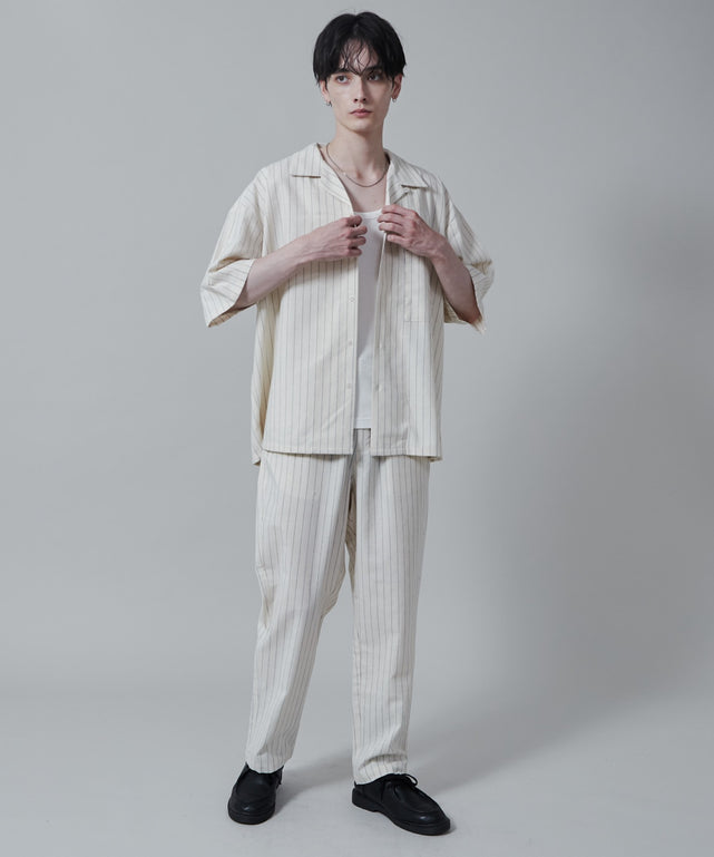 オフホワイト モデル：180cm L着用