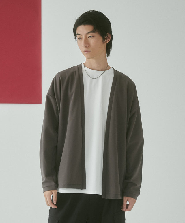 Dグレー モデル：180cm L着用