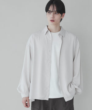 Lベージュ モデル：180cm L着用