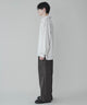 Lベージュ モデル：180cm L着用