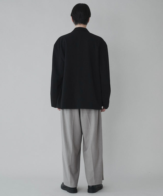 ブラック モデル：180cm L着用