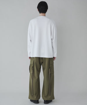 カーキ モデル：180cm L着用