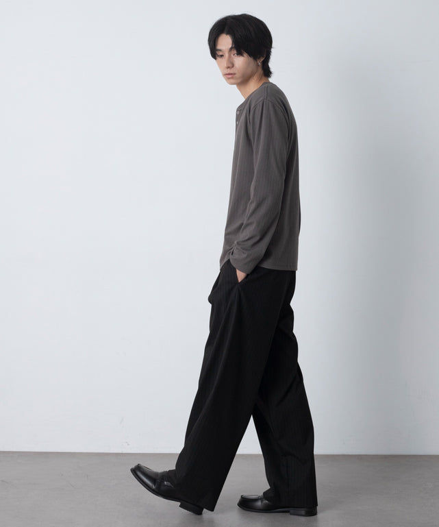 チャコール モデル：180cm L着用