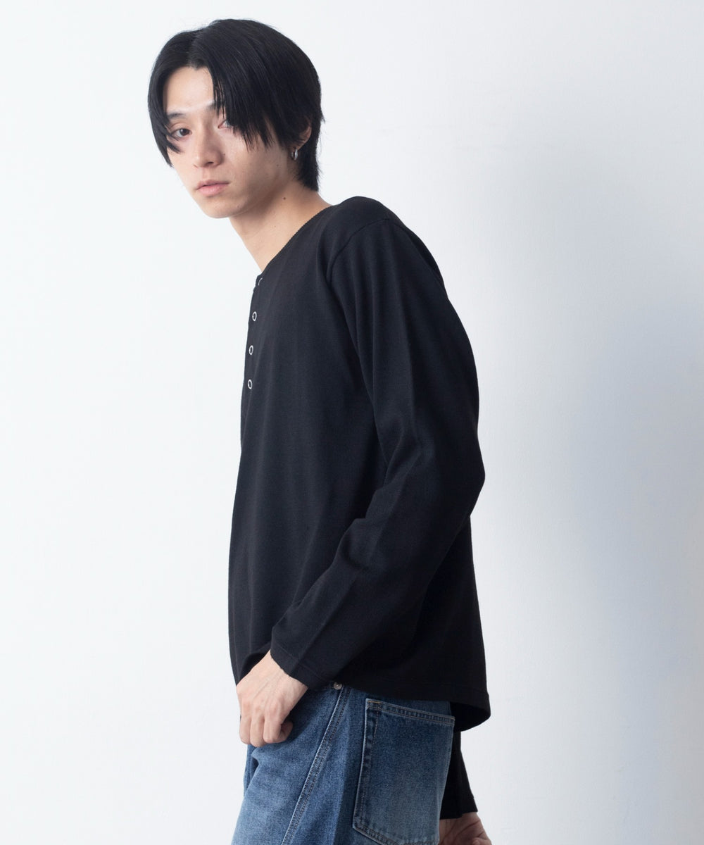 ブラック モデル：180cm L着用