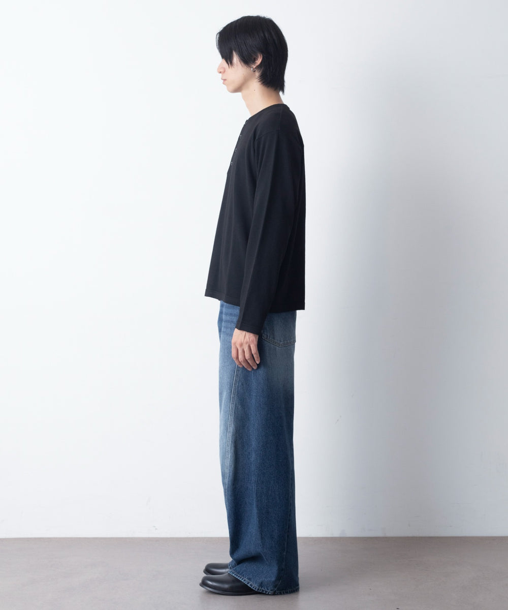 ブラック モデル：180cm L着用