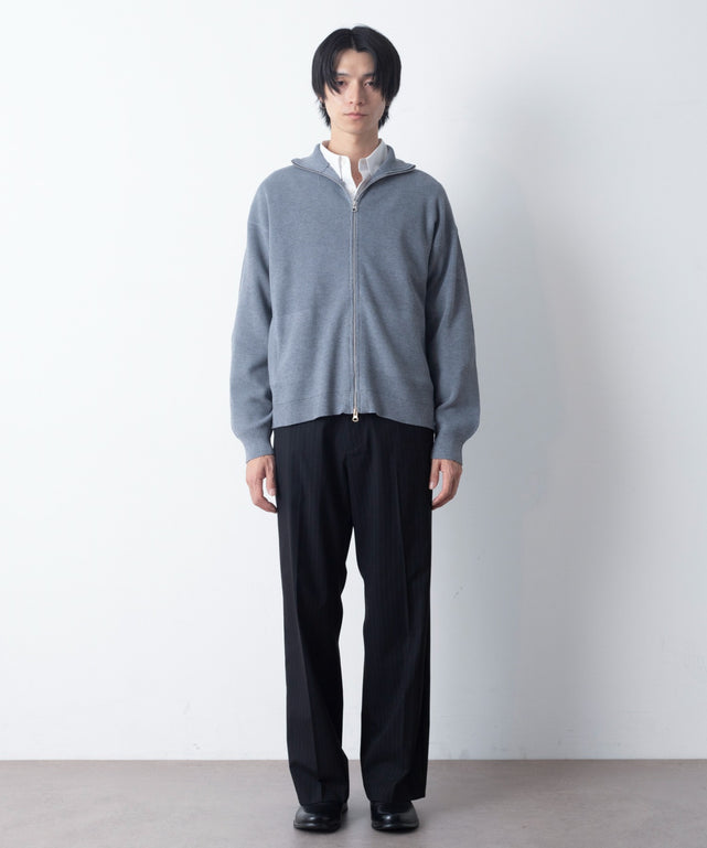 グレー モデル：180cm L着用