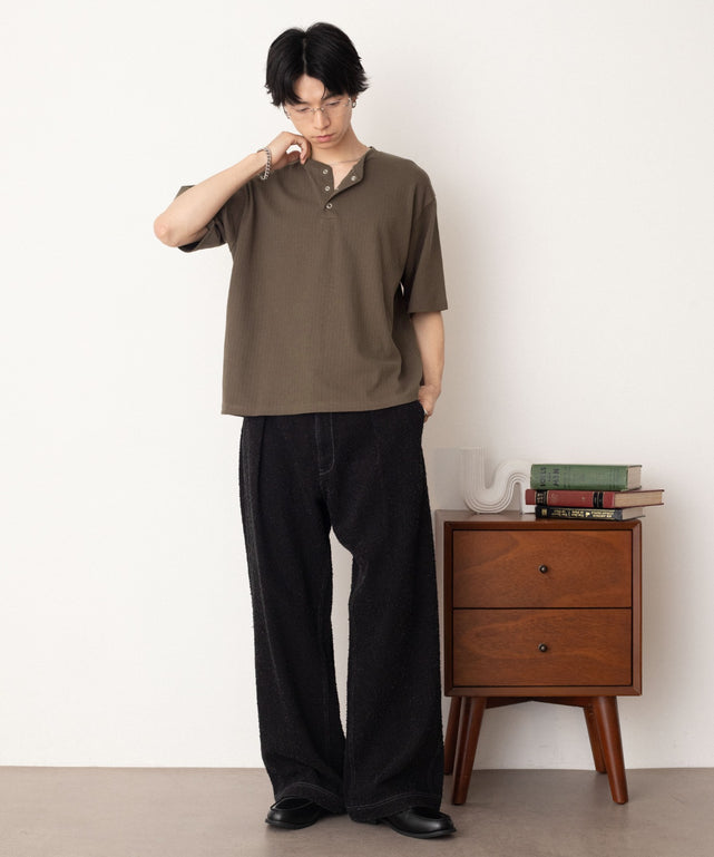 ブラウン モデル：180cm L着用