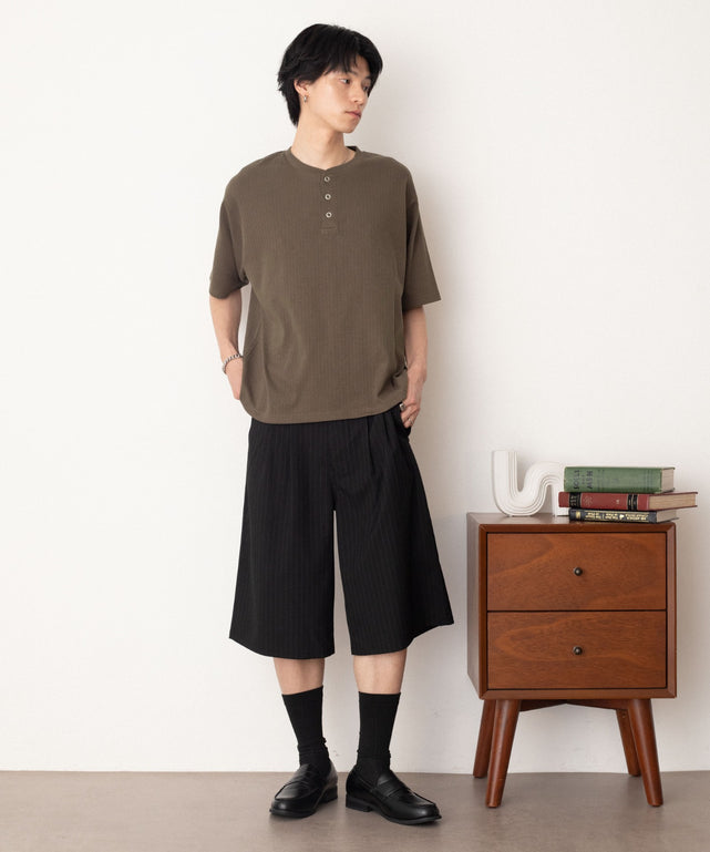 ブラウン モデル：180cm L着用