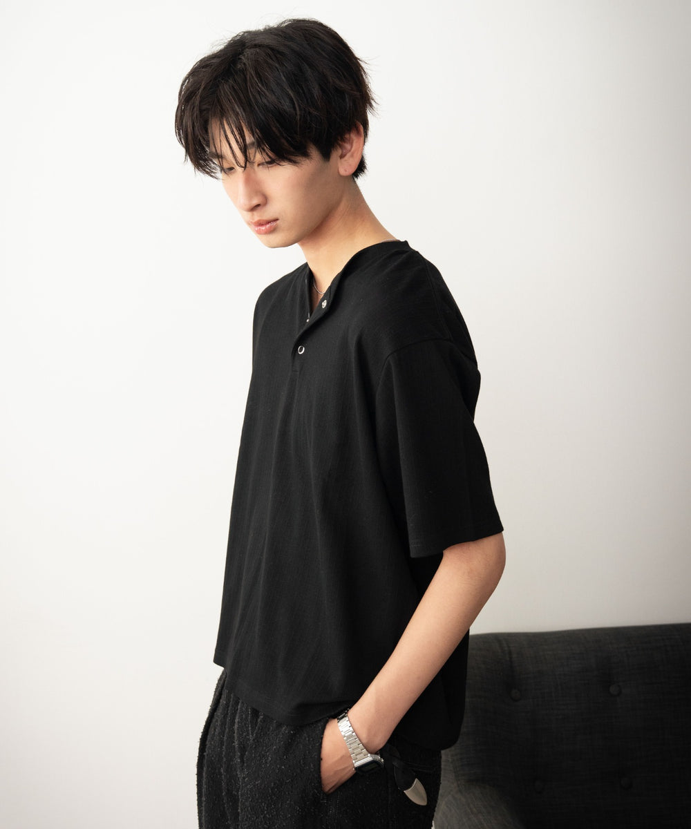 ブラック モデル：180cm M着用