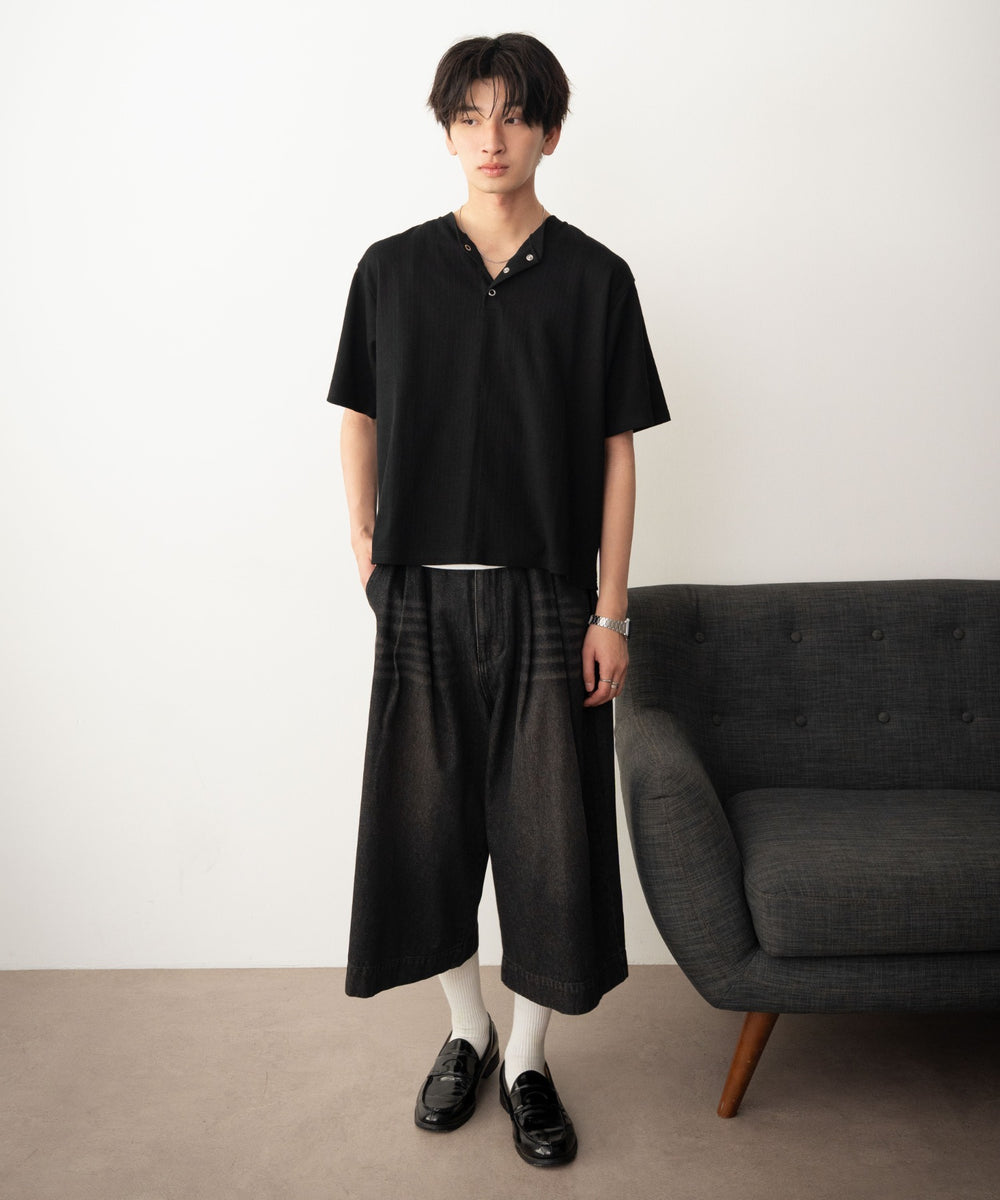 ブラック モデル：180cm M着用