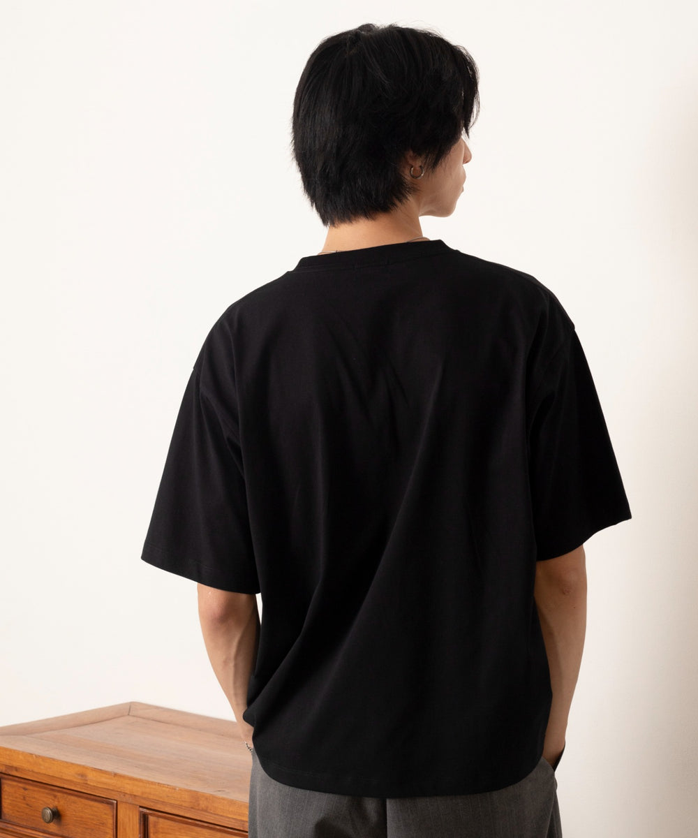 ブラック モデル：180cm L着用