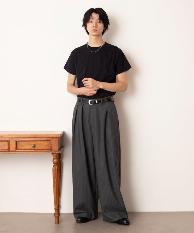 ブラック モデル：180cm L着用