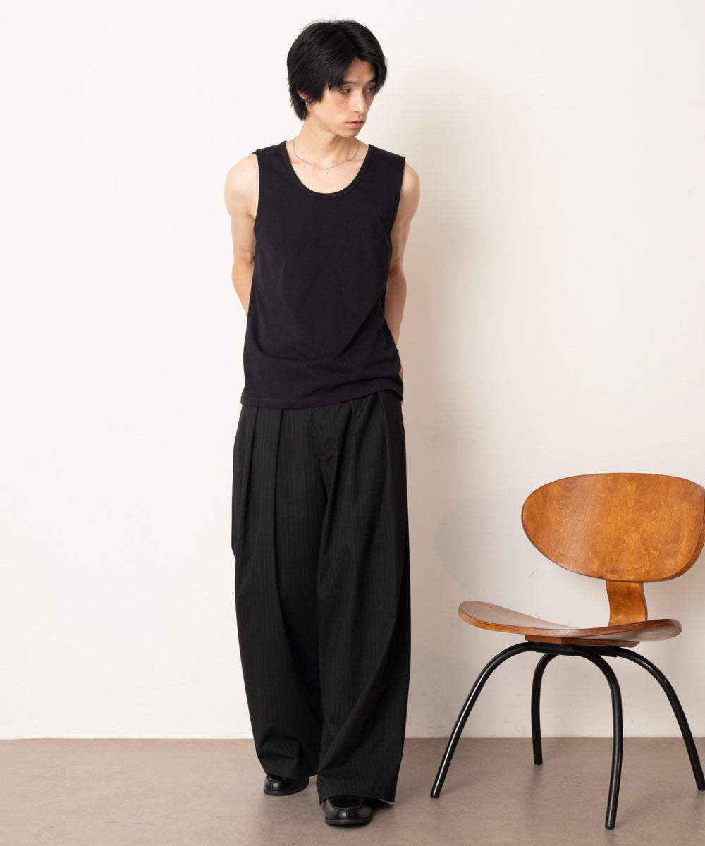 ブラック モデル：180cm L着用
