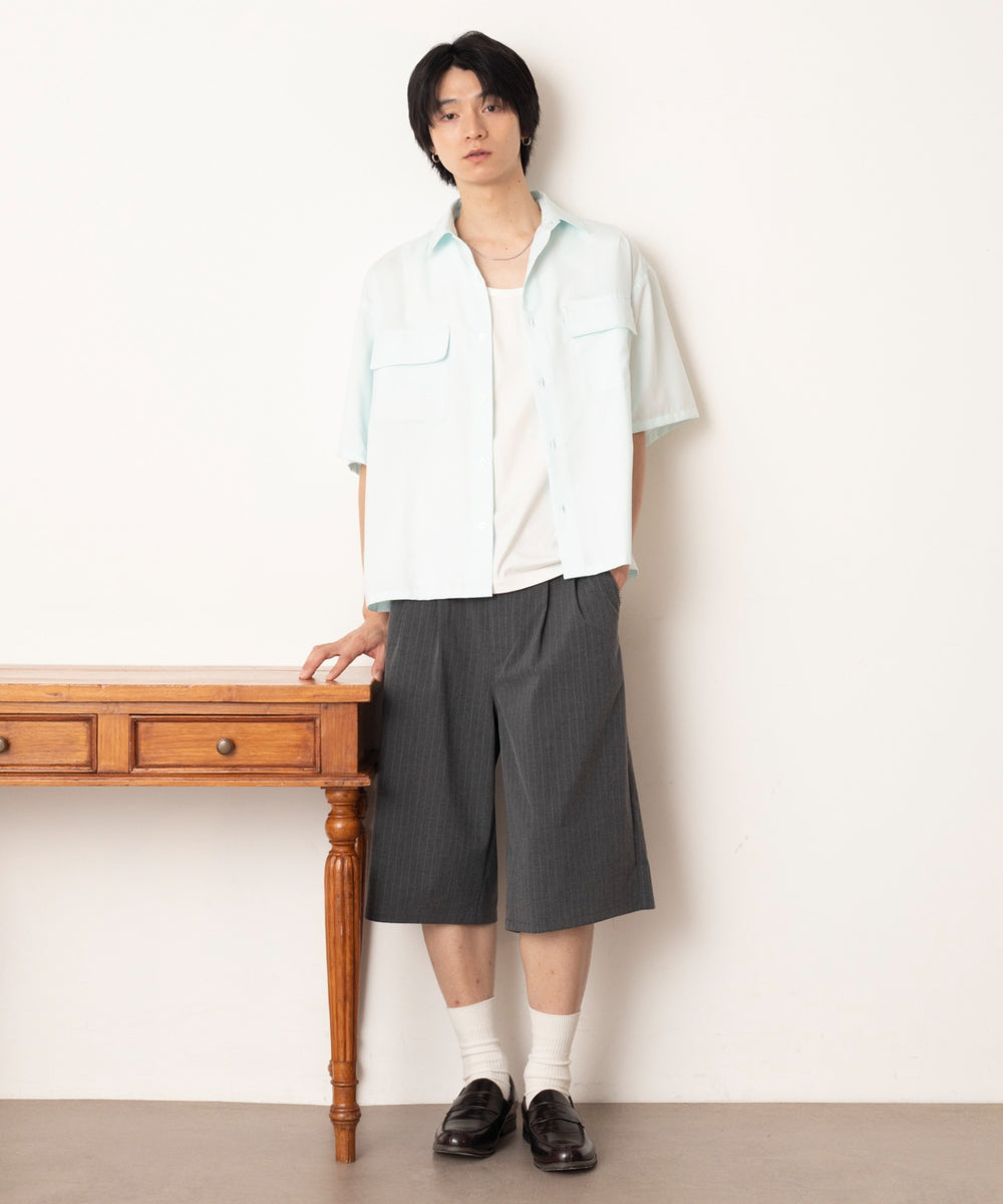 ホワイト モデル：180cm L着用