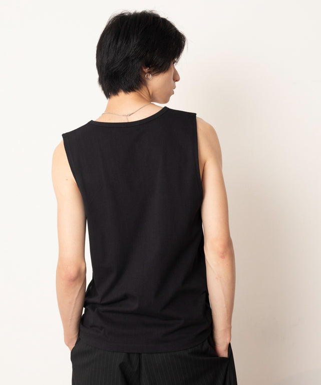 ブラック モデル：180cm L着用