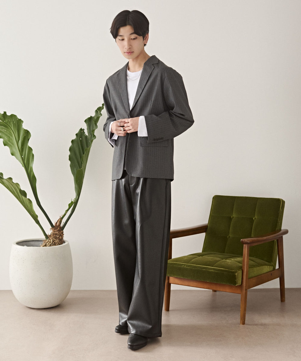 グレーストライプ モデル：180cm L着用