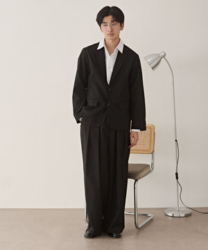 ブラックストライプ モデル：180cm L着用