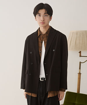 ブラック モデル：180cm L着用