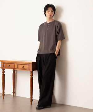 ブラック モデル：180cm L着用