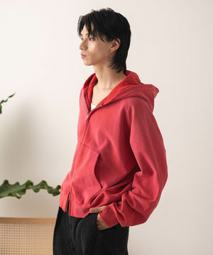 レッドソノタ モデル：180cm L着用