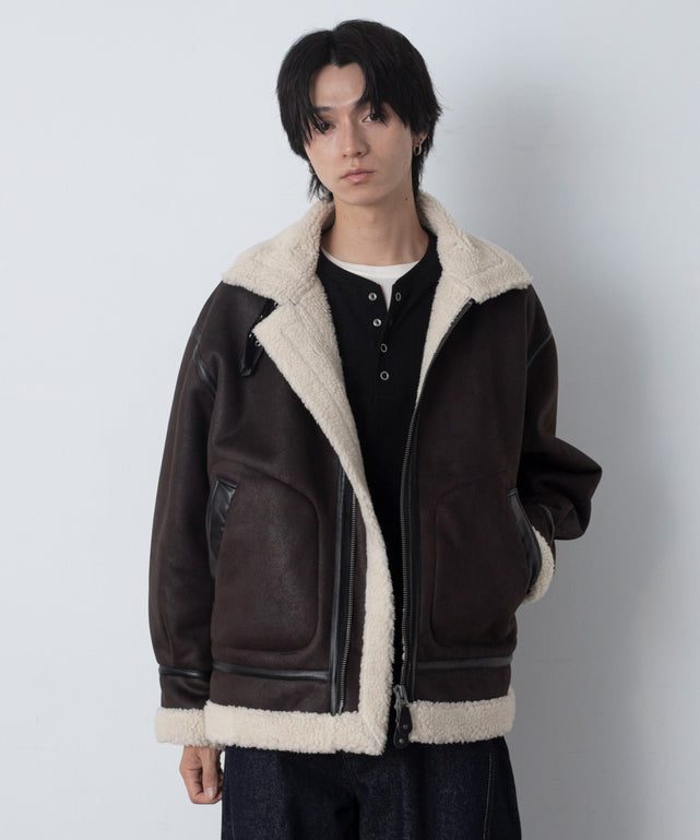 ブラウン モデル：180cm L着用