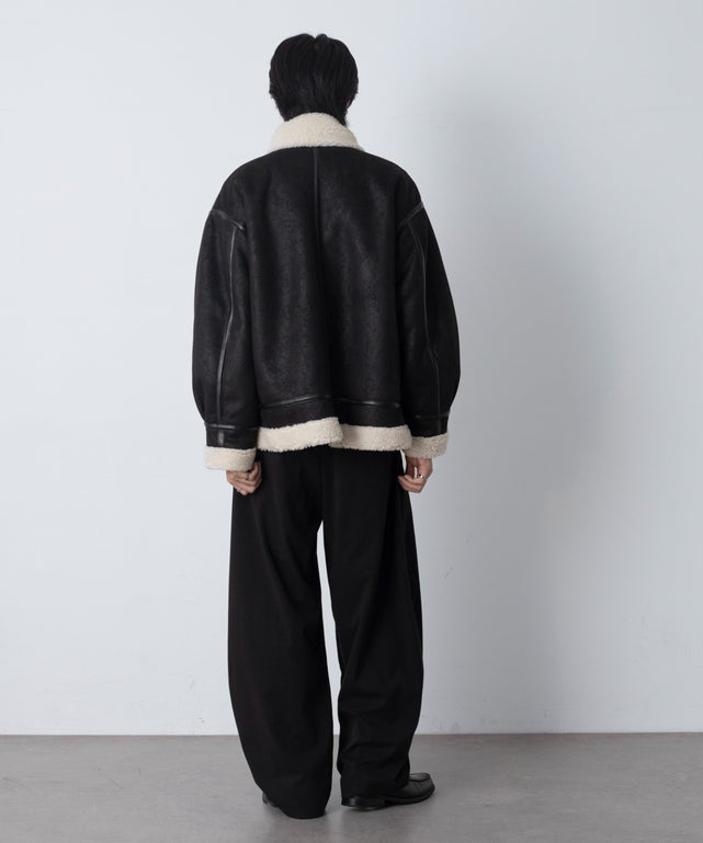 ブラック モデル：180cm L着用