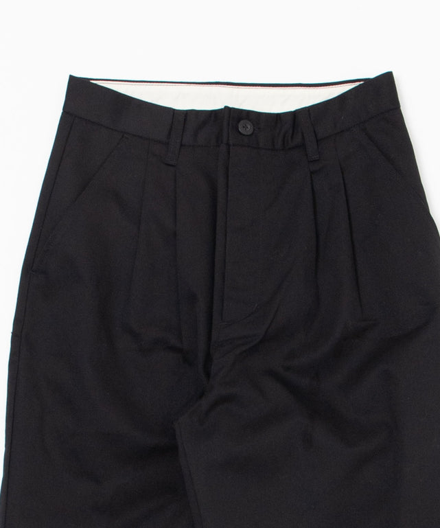 別注RED　KAPタックワイドチノパンツ
