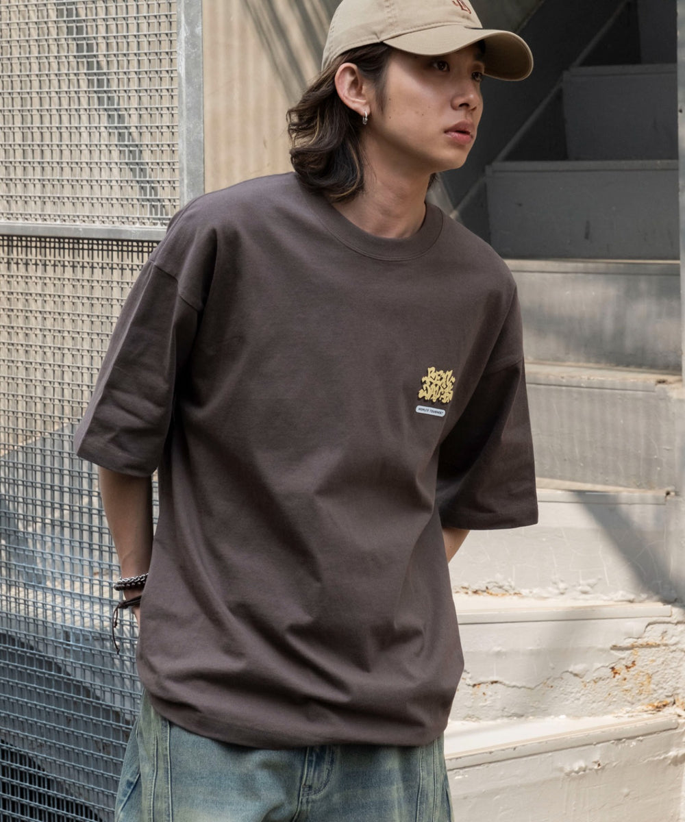 ブラウン　モデル175cm L着用