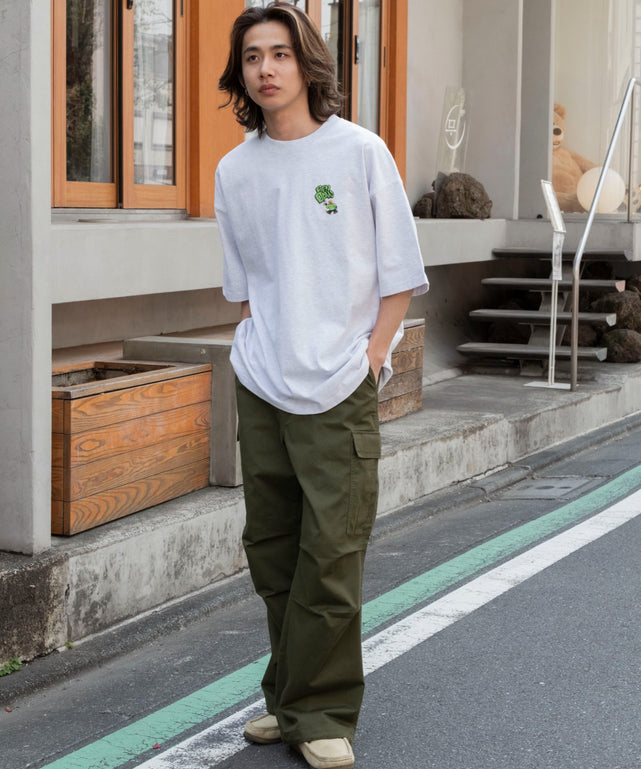 アッシュグレー　モデル:175cm L着用