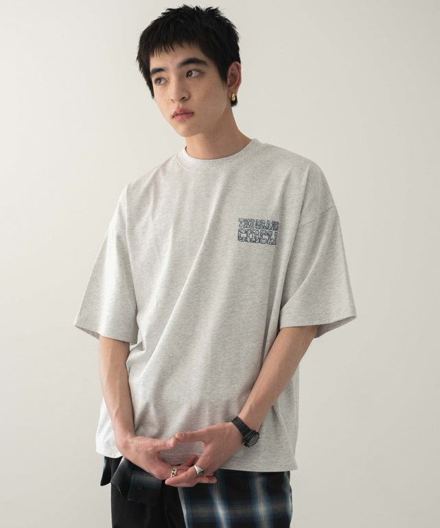 アッシュグレー モデル：180cm L着用