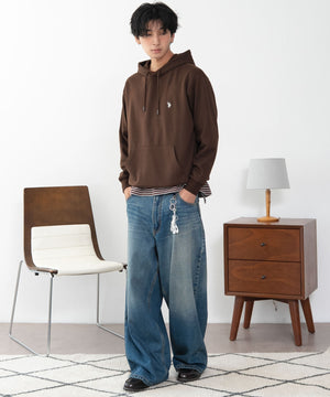 ブラウン　モデル：180cm L着用