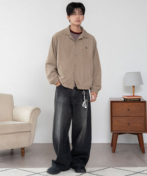 ベージュ　モデル：180cm L着用