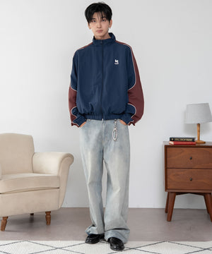 ネイビー　モデル：180cm L着用