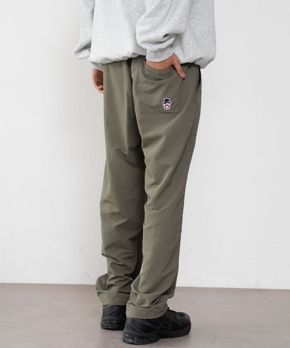 ブラウン　モデル：180cm L着用
