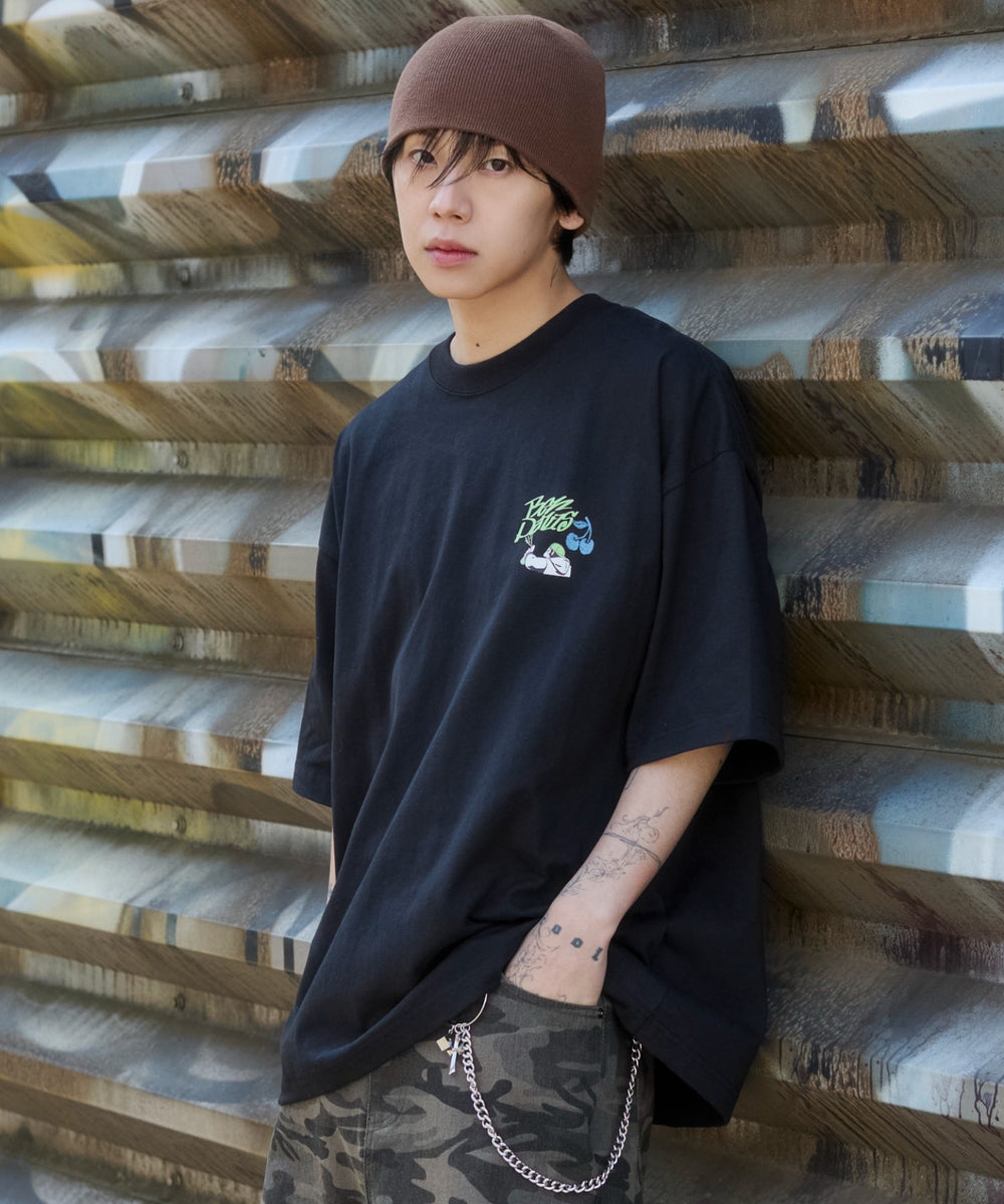 ブラック モデル：175cm L着用