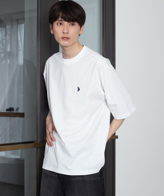 ホワイト　モデル：177cm L着用