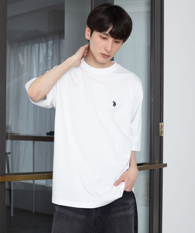 ホワイト　モデル：177cm L着用