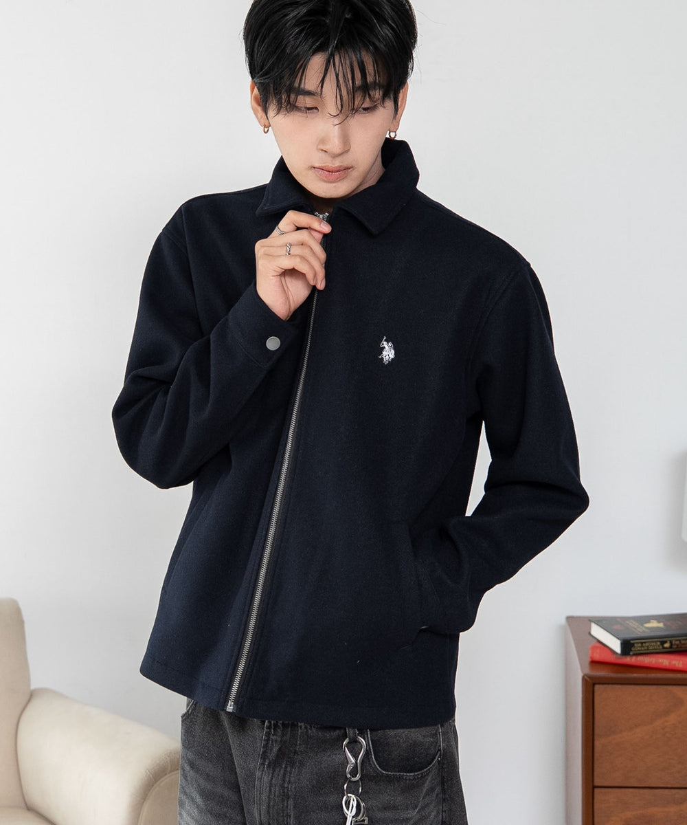 ブラック　モデル：180cm L着用
