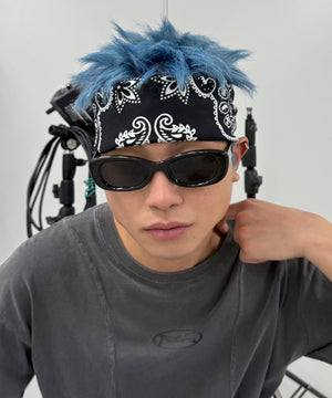 ブラック