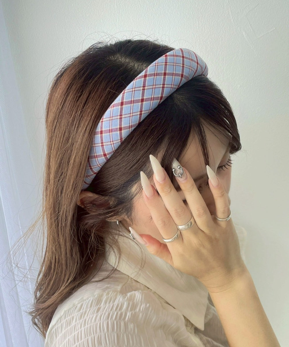 ブルー