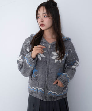 グレー　モデル：165cm F着用