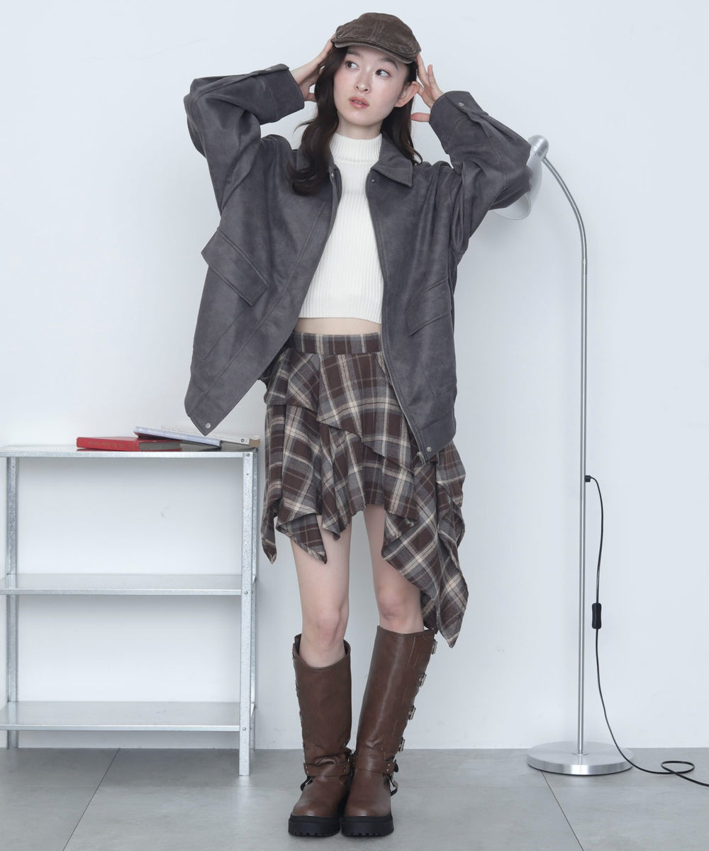 チャコール　モデル：163cm F着用