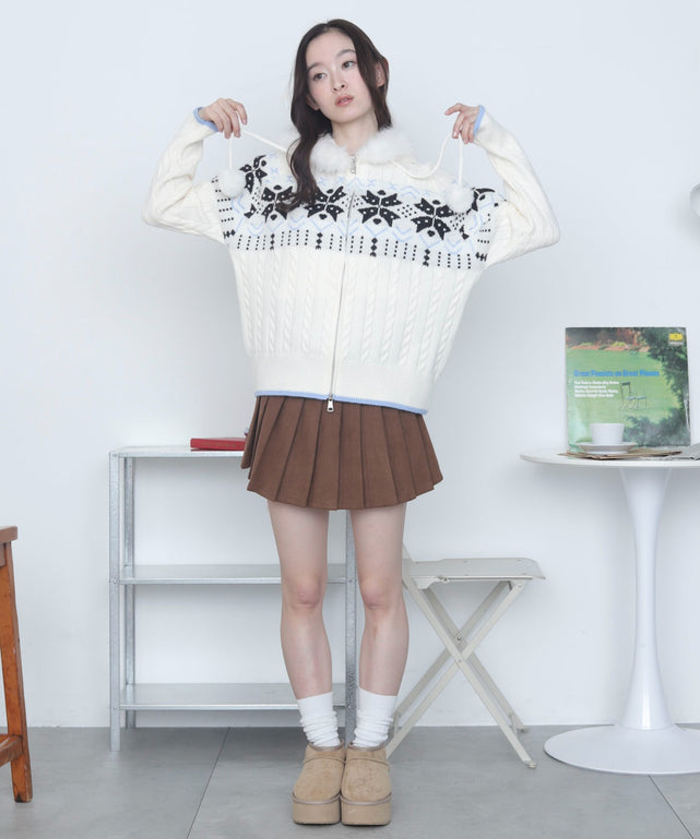 ホワイトアイボリー　モデル：163cm F着用