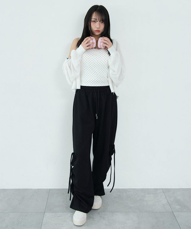 ブラック　モデル：159cm F着用