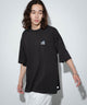 CONVERSEワンポイントT/柄2 モデル：174cm L着用