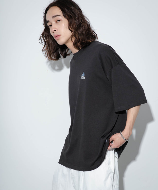 柄2 モデル：174cm L着用